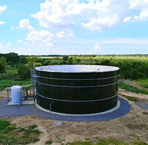 Tanques de armazenamento de água potável municipal